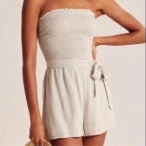 Abercrombie Strapless Romper XS